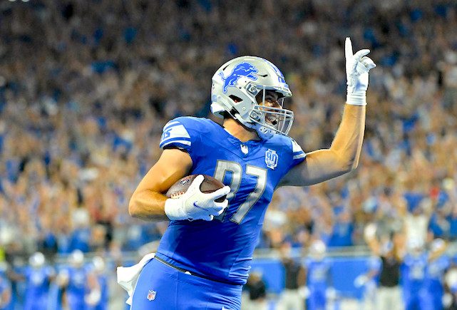 CeeDee Lamb - Fantasy Football Rankings, Draft Targets, NFL Injury News